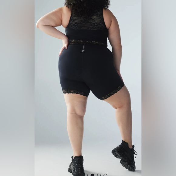 SAVAGE FENTY Lace Race High-Waist Bike Short Black Size 3X - Picture 1 of 10